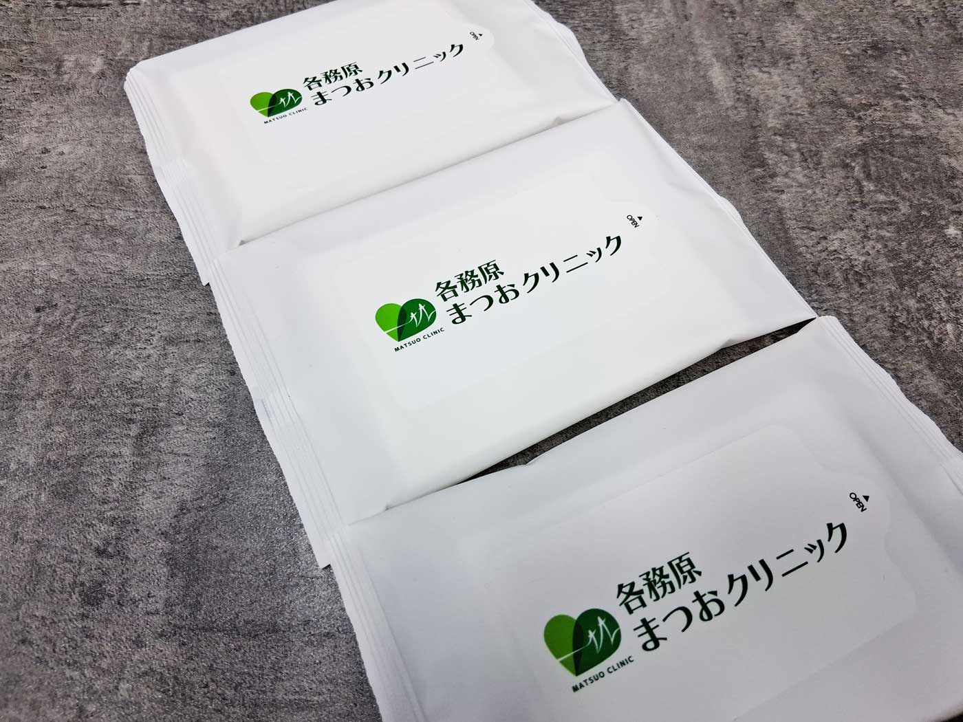アルコールウェットティッシュ_アドティッシュ_ノベルティ.jpg